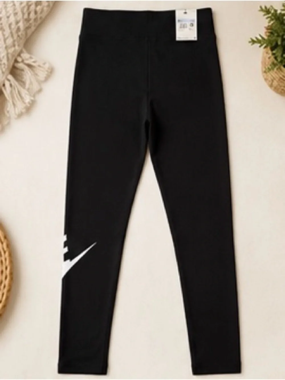 Nike Sportswear Classics High Waisted Graphic Leggings Black White NWT M